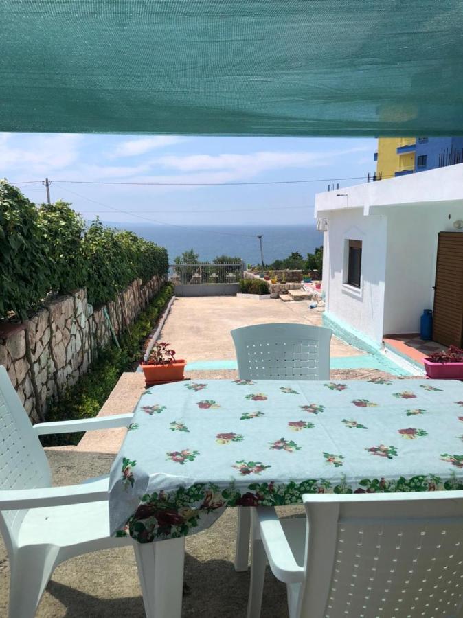 Teo Apartment Sarande Bagian luar foto