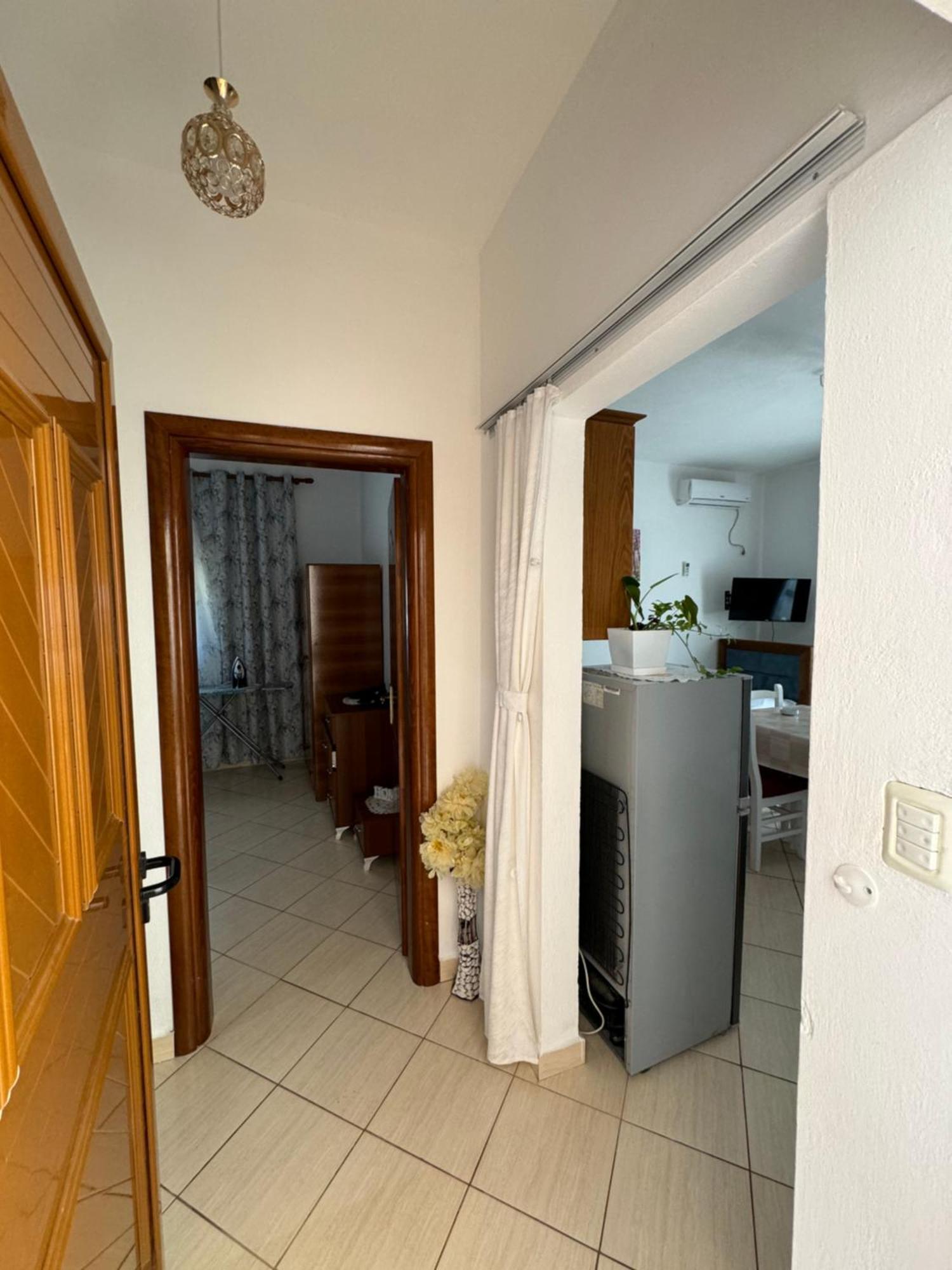 Teo Apartment Sarande Bagian luar foto