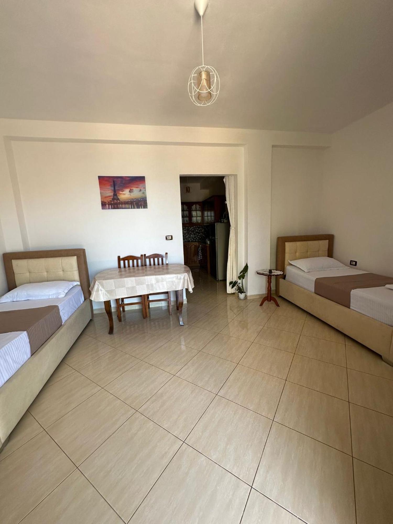 Teo Apartment Sarande Bagian luar foto